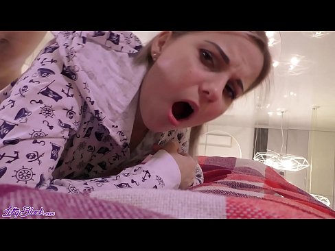 ❤️ Сексуалдуу апа карлыгач жана прегистайл секс - кончуг жакын ❌ Порно видео боюнча бизде ❌️❤